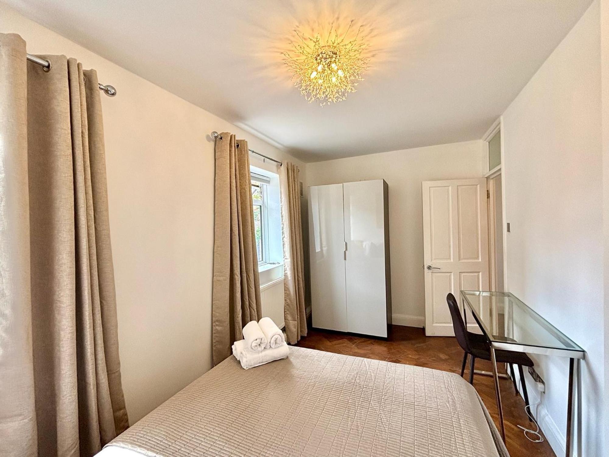 The Seraphina * London